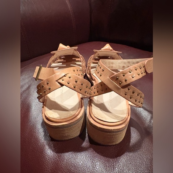 INC International Concepts Studded Leather Sandals 9 / 39 - Picture 2 of 6